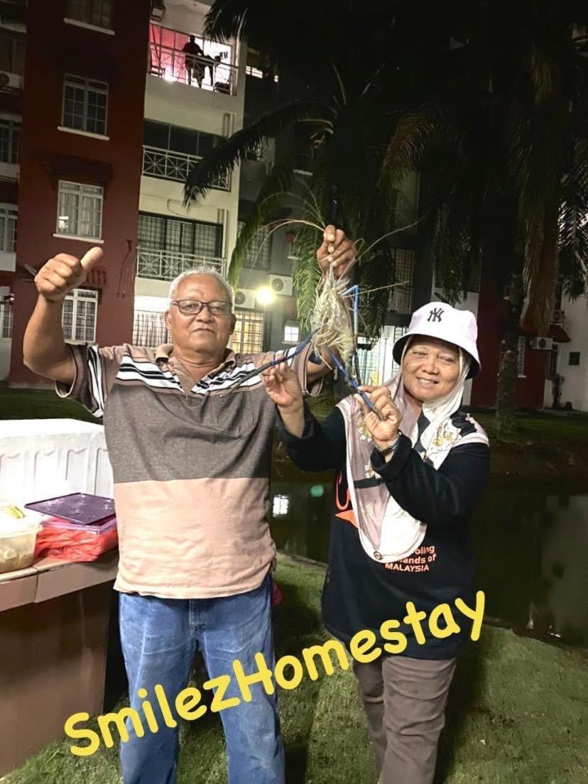 Smilez Homestay H102 & A306 At Pd Perdana Kondo Resort Порт-Діксон Екстер'єр фото